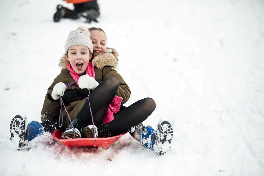 kids sledding